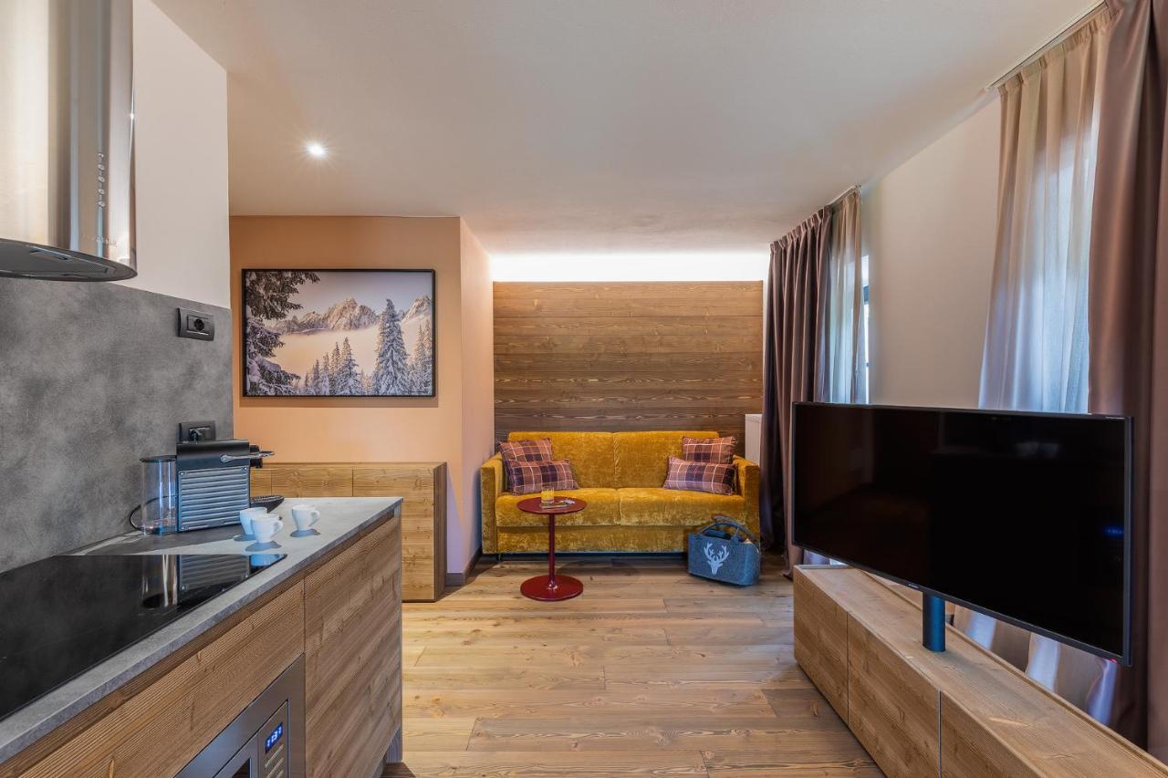 Cima Dodici B&B - Apartments セスト エクステリア 写真